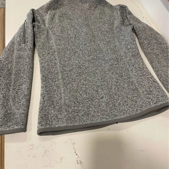Patagonia Heathered Gray Zip-Up Jacket - Picture 3 of 5